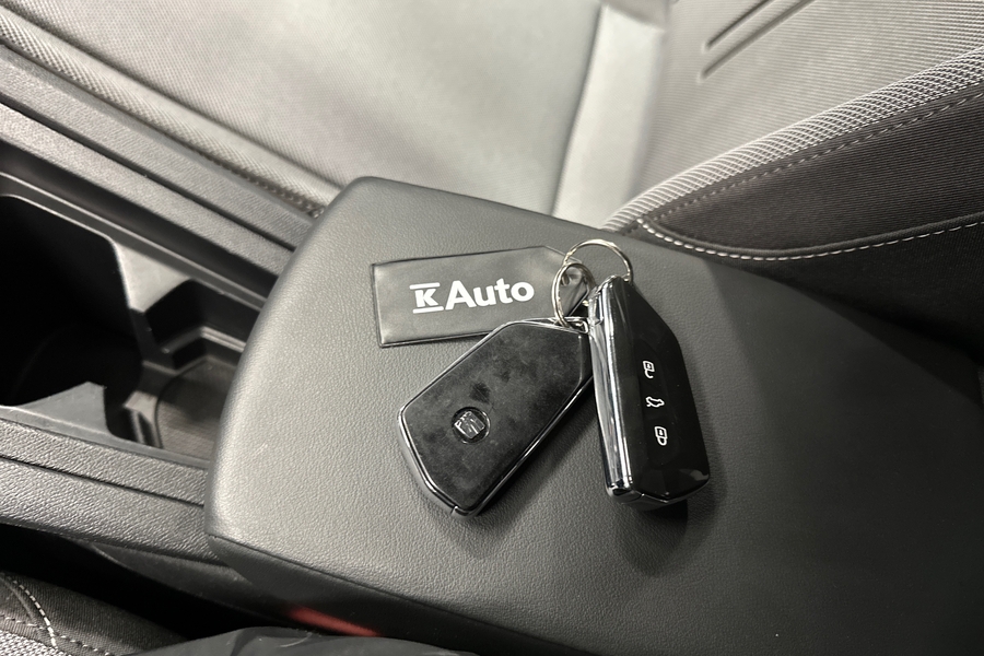 SEAT Leon Sportstourer vaihtoauto