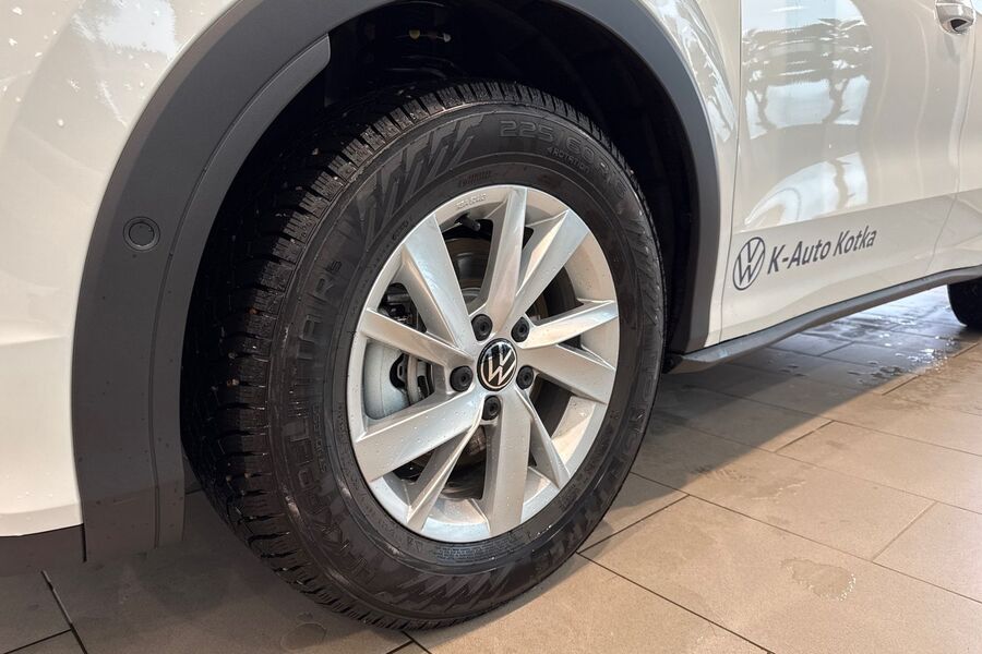 Volkswagen T-Roc vaihtoauto