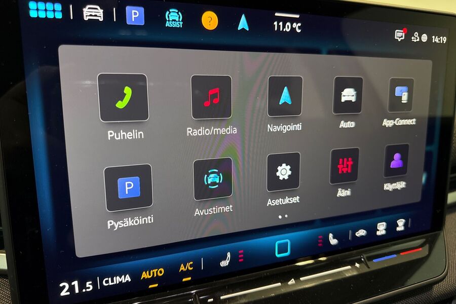 Volkswagen T-Roc vaihtoauto