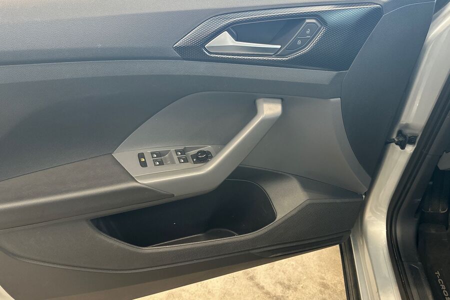 Volkswagen T-Cross vaihtoauto