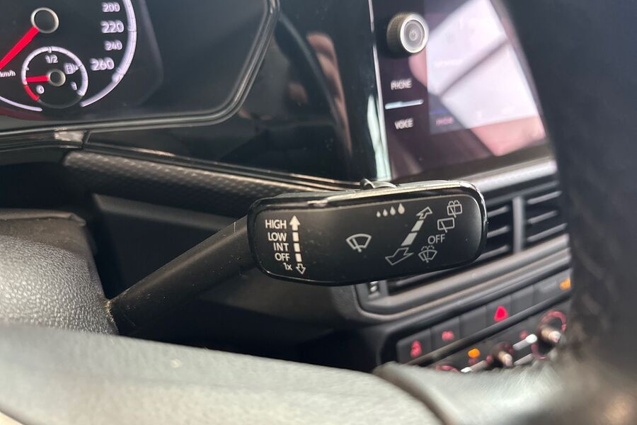 Volkswagen T-Cross vaihtoauto