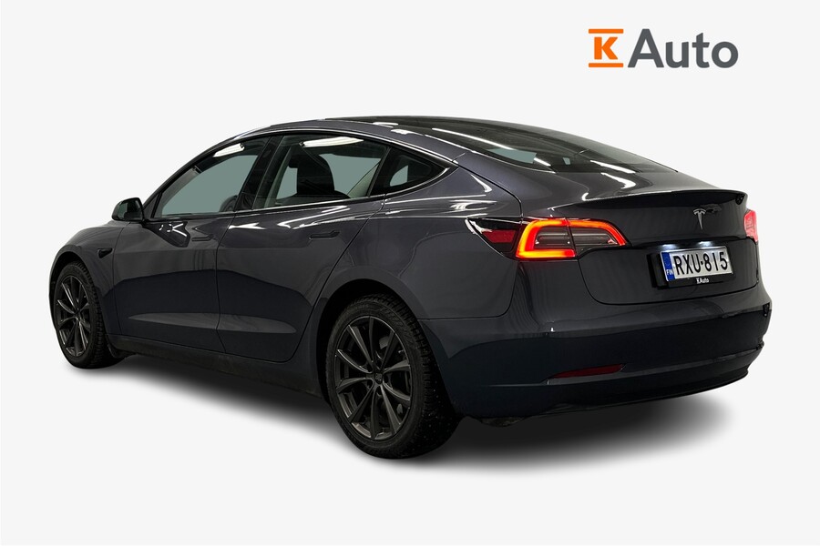 Tesla Model 3 vaihtoauto