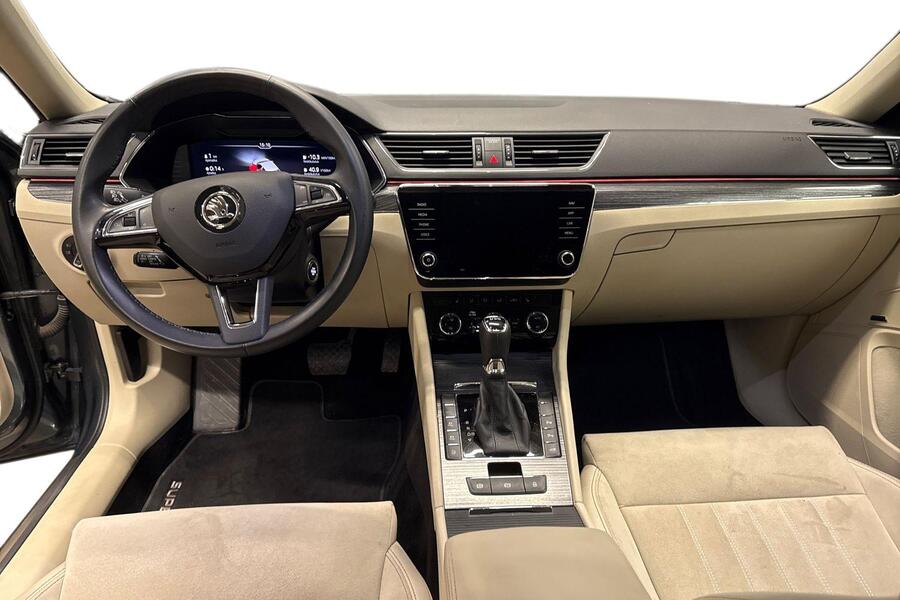 Skoda Superb vaihtoauto