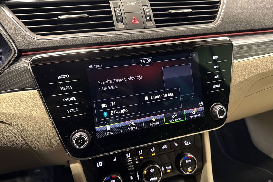 Skoda Superb vaihtoauto