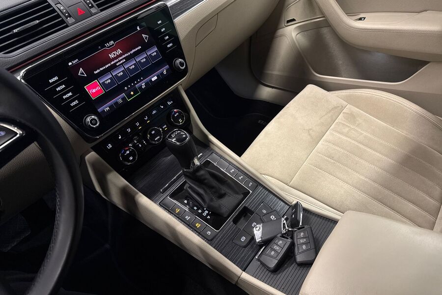 Skoda Superb vaihtoauto