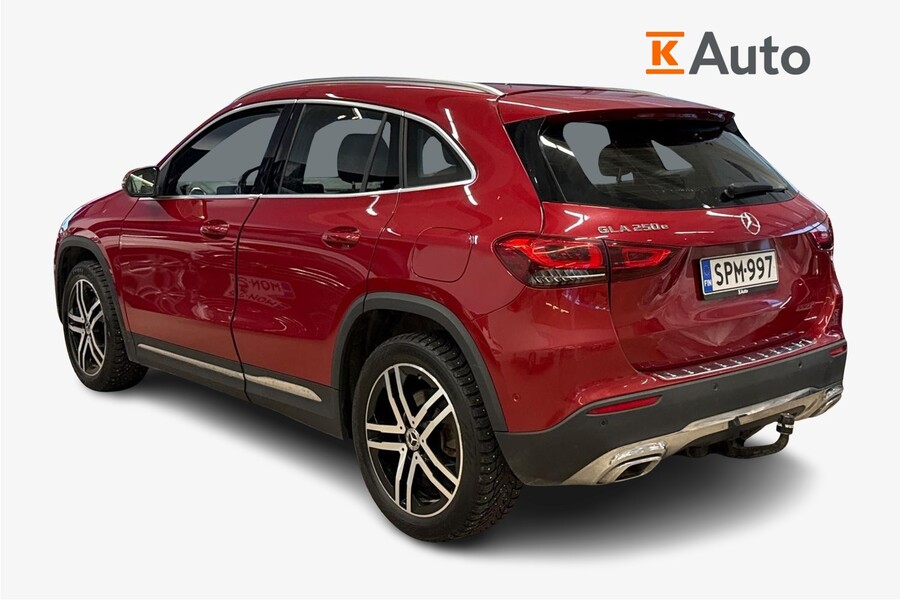 Mercedes-Benz GLA vaihtoauto