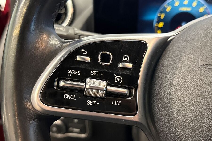 Mercedes-Benz GLA vaihtoauto