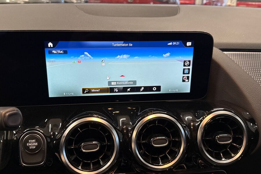 Mercedes-Benz GLA vaihtoauto