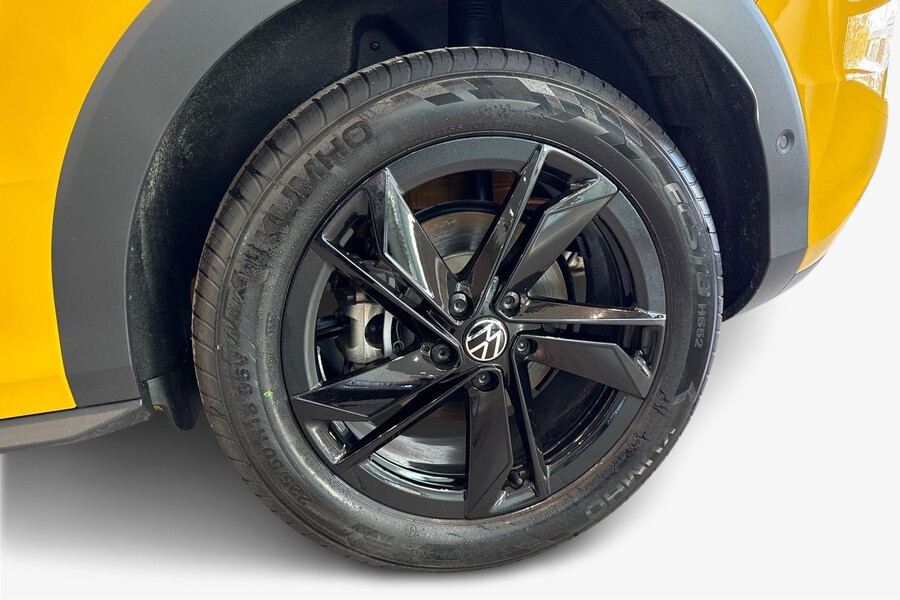 Volkswagen T-Roc vaihtoauto