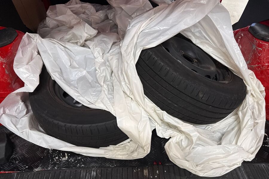 Ford Transit Courier vaihtoauto