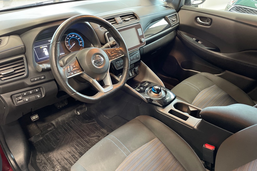 Nissan Leaf vaihtoauto