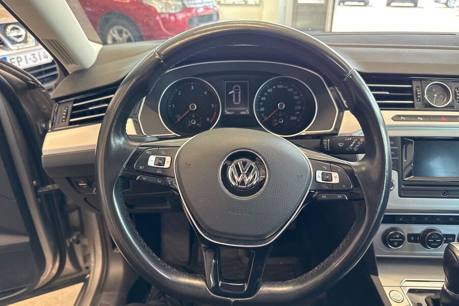 Volkswagen Passat vaihtoauto