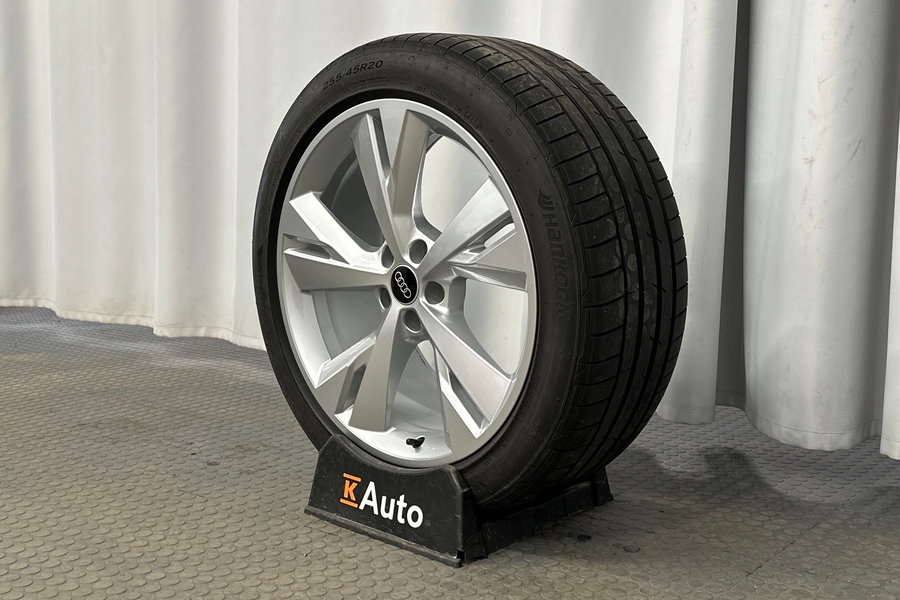 Audi Q4 e-tron vaihtoauto