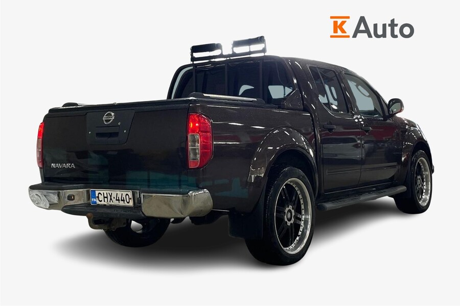 Nissan Navara vaihtoauto