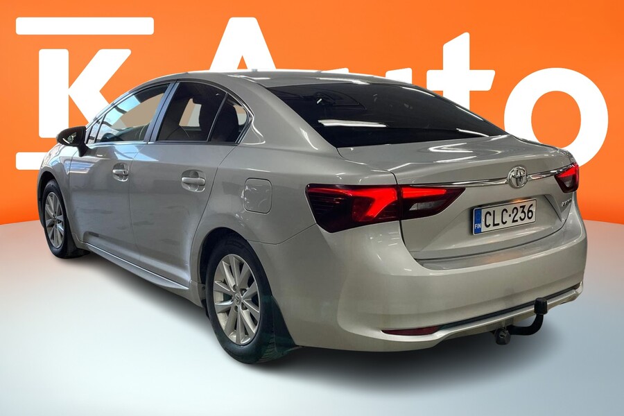 Toyota Avensis vaihtoauto