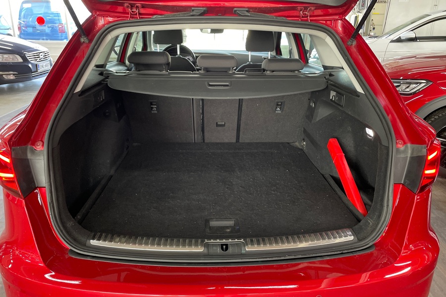 SEAT Leon ST vaihtoauto