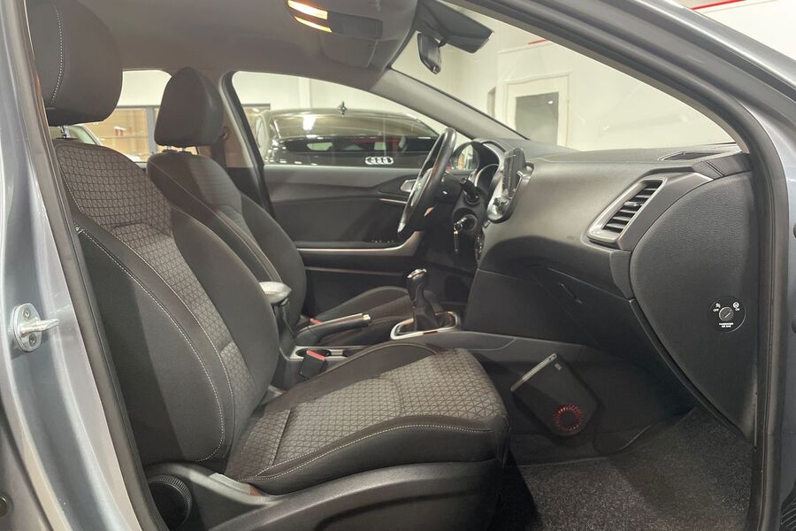 Kia XCeed vaihtoauto