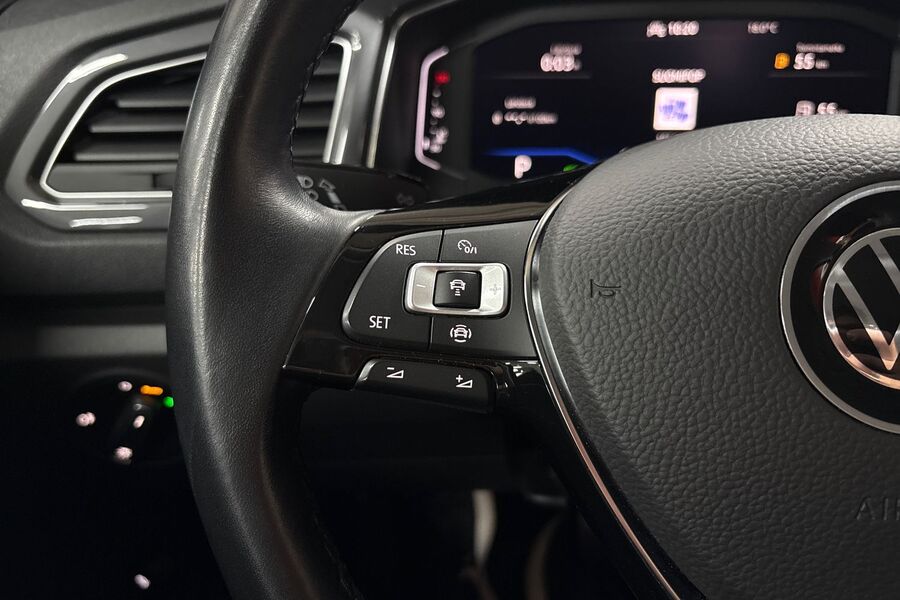 Volkswagen T-Roc vaihtoauto