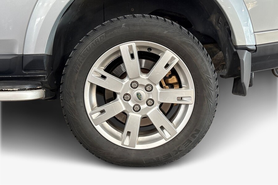 Land Rover Discovery vaihtoauto