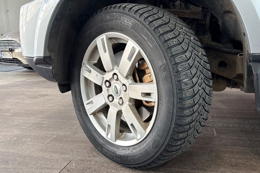 Land Rover Discovery vaihtoauto