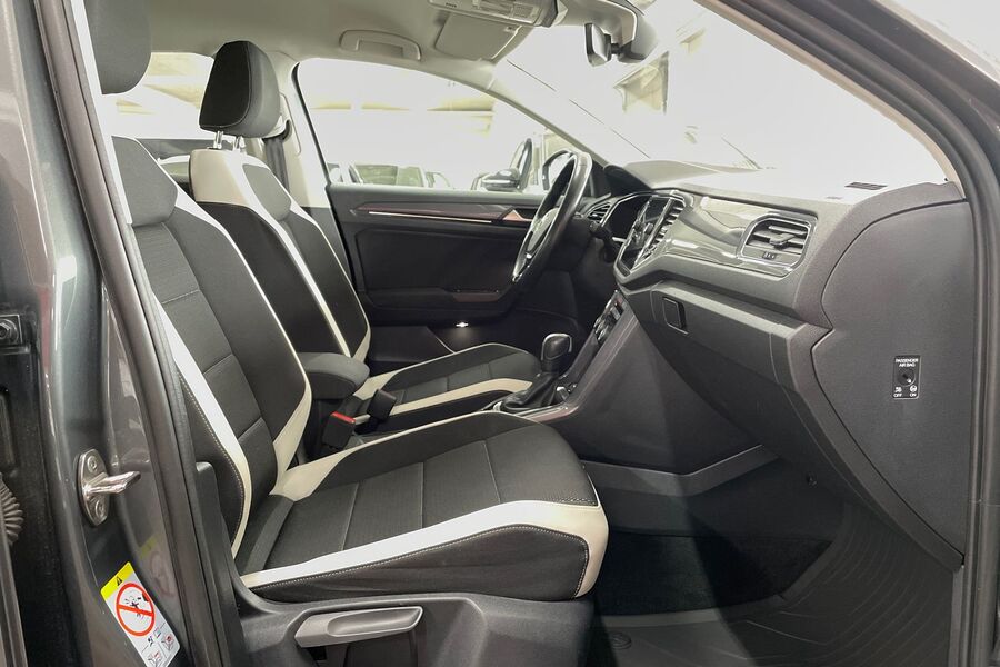 Volkswagen T-Roc vaihtoauto