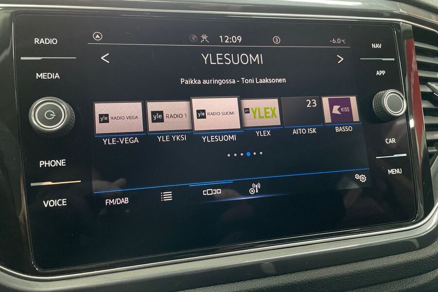 Volkswagen T-Roc vaihtoauto