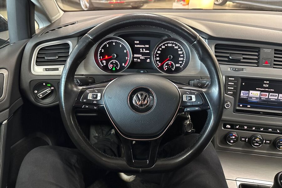 Volkswagen Golf vaihtoauto