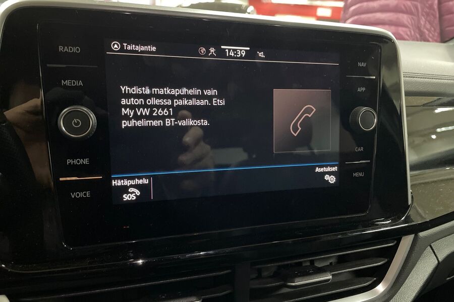 Volkswagen T-Roc vaihtoauto