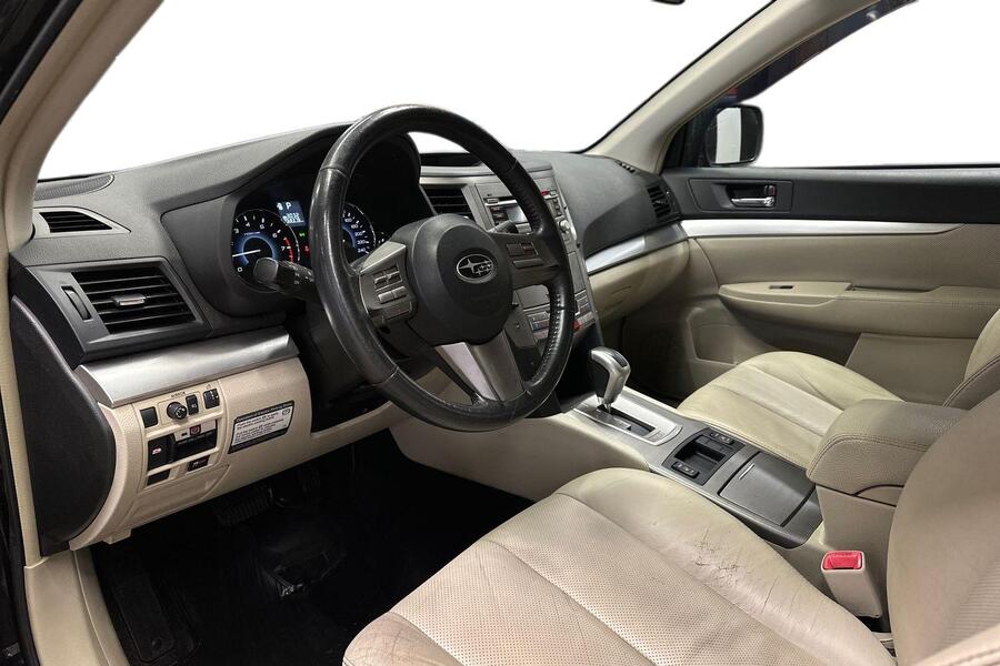 Subaru Outback vaihtoauto