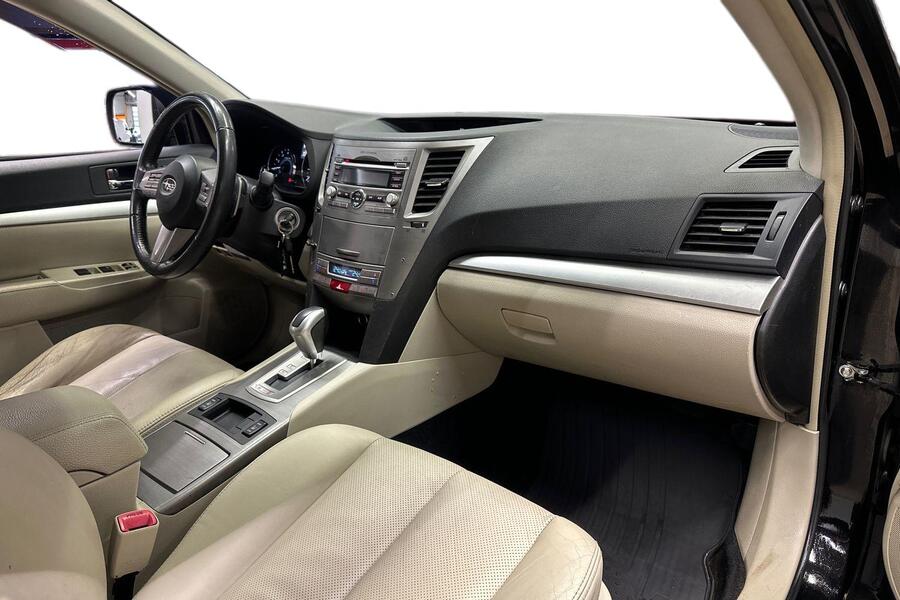 Subaru Outback vaihtoauto