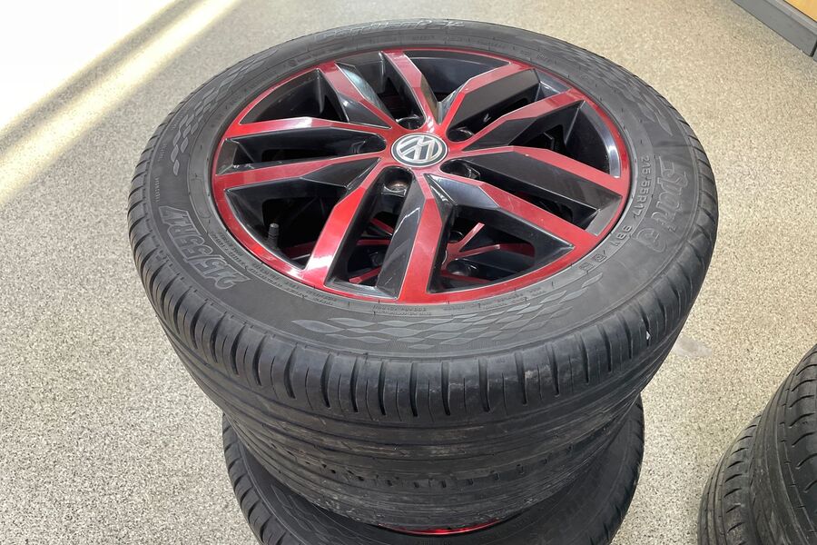 Volkswagen Caddy Maxi vaihtoauto