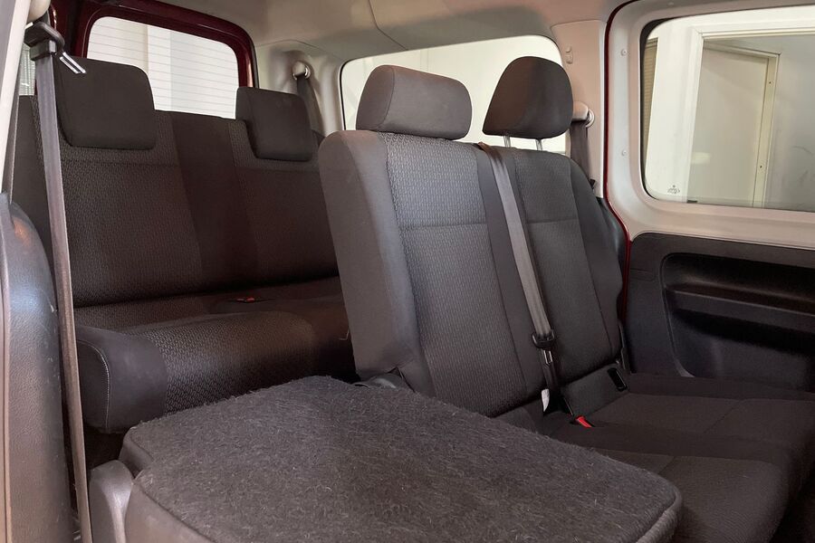 Volkswagen Caddy Maxi vaihtoauto