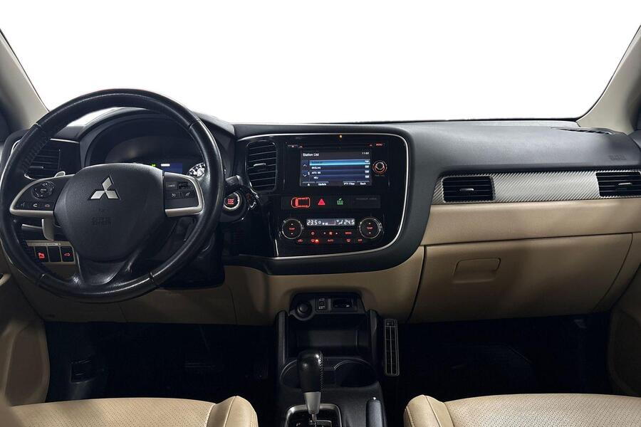 Mitsubishi Outlander vaihtoauto