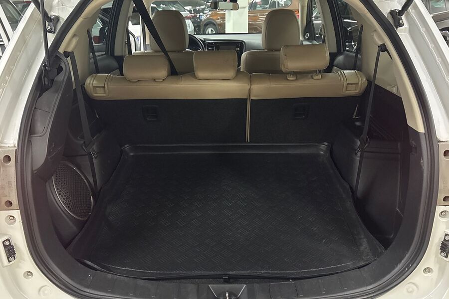 Mitsubishi Outlander vaihtoauto