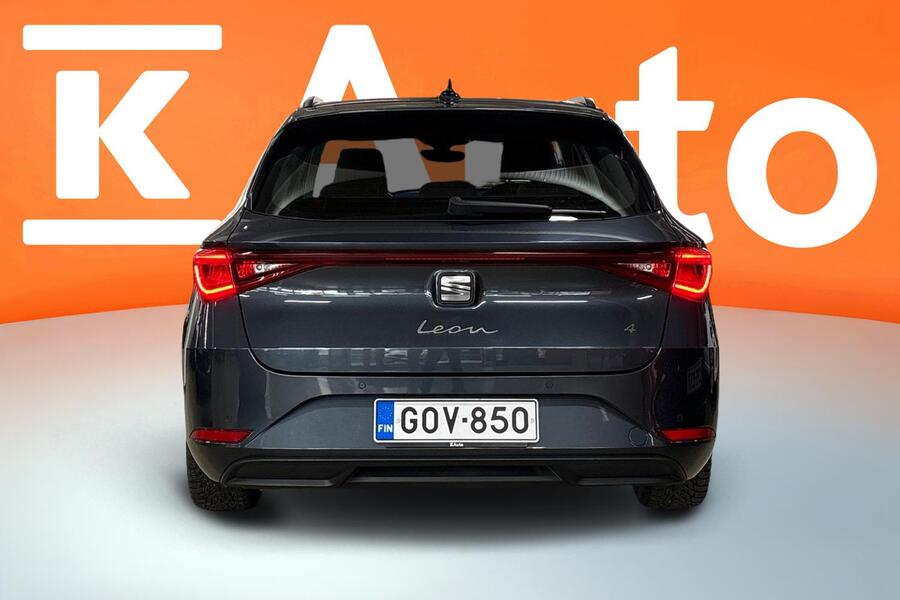 SEAT Leon Sportstourer vaihtoauto