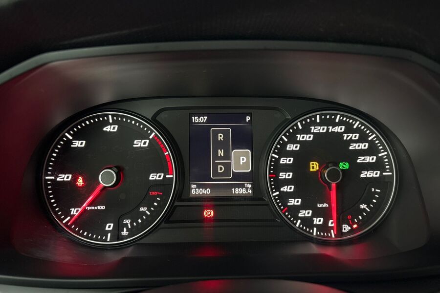 SEAT Leon Sportstourer vaihtoauto