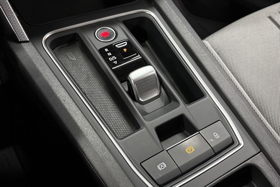 SEAT Leon Sportstourer vaihtoauto