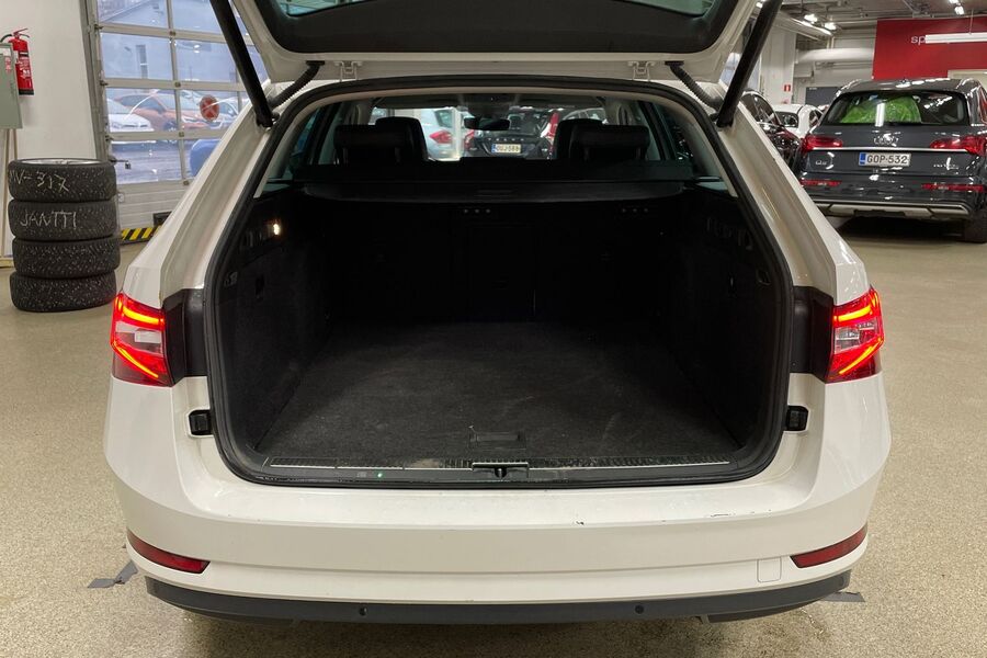 Skoda Superb vaihtoauto