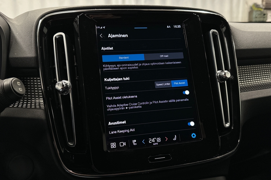 Volvo XC40 vaihtoauto