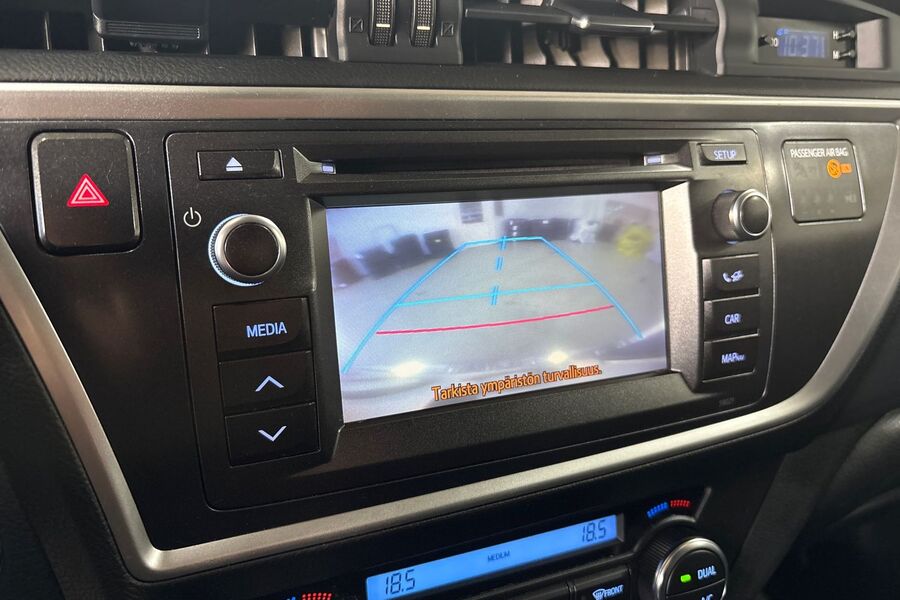 Toyota Auris vaihtoauto