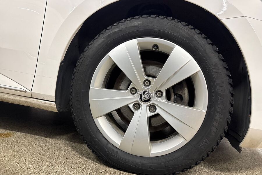 Skoda Superb vaihtoauto