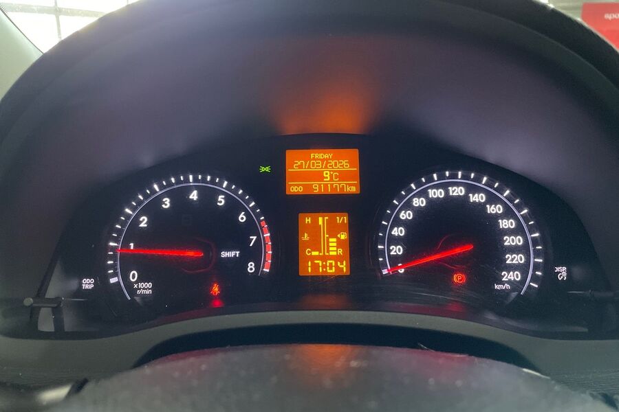 Toyota Avensis vaihtoauto