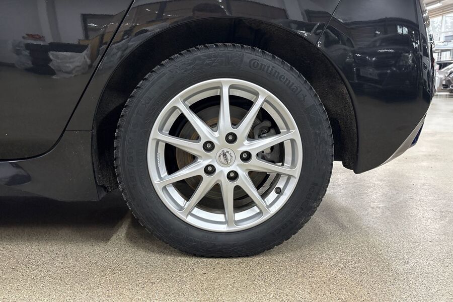 Nissan Leaf vaihtoauto