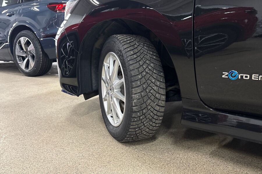 Nissan Leaf vaihtoauto