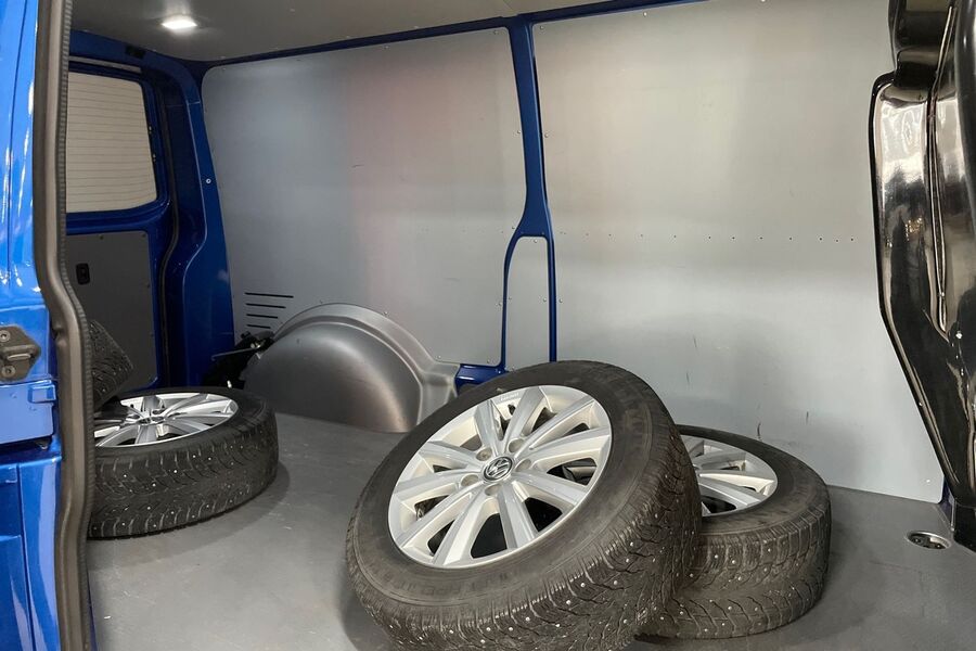 Volkswagen Transporter vaihtoauto