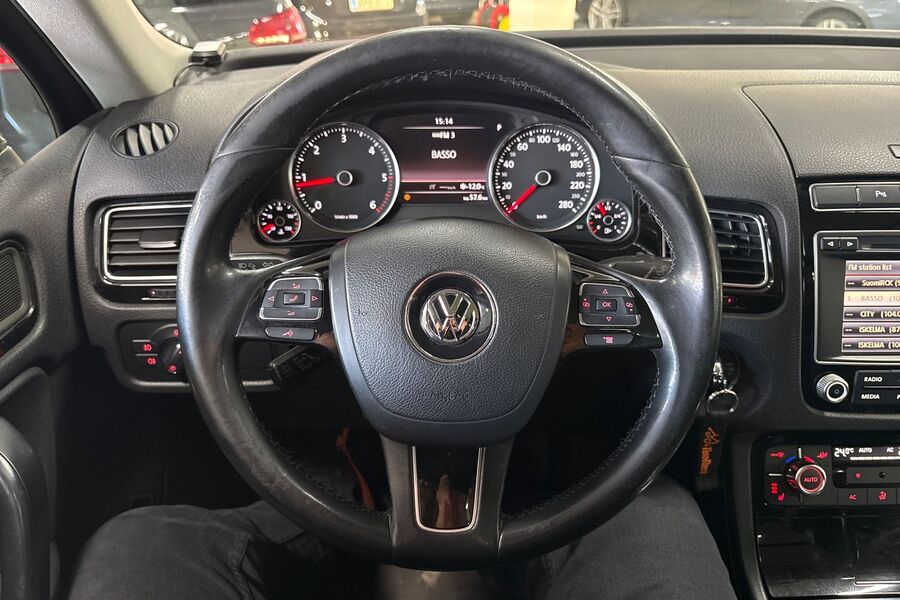 Volkswagen Touareg vaihtoauto
