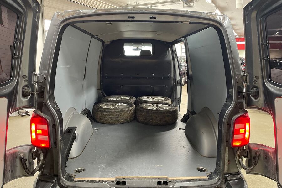 Volkswagen Transporter vaihtoauto