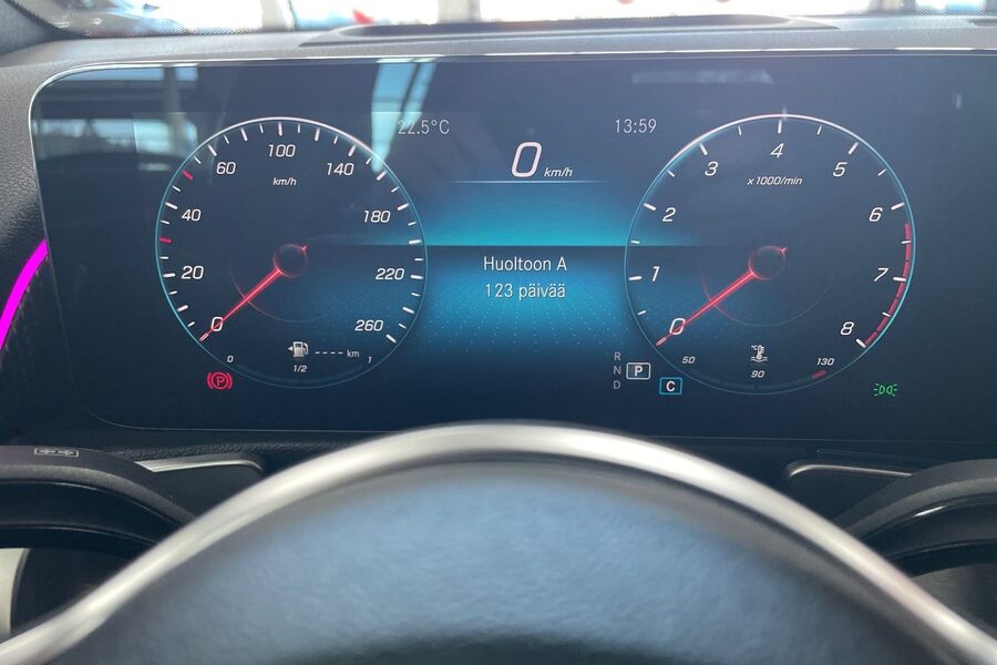 Mercedes-Benz GLB vaihtoauto