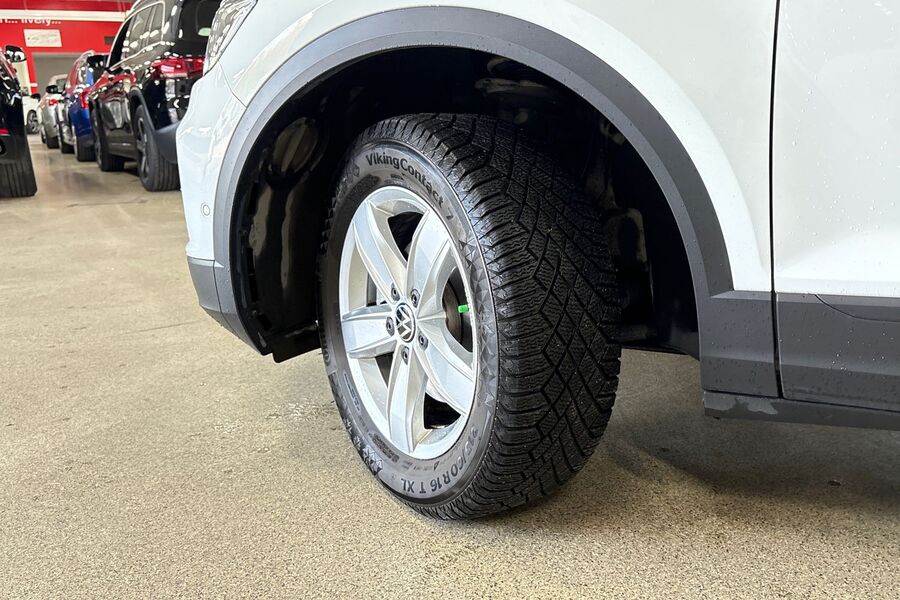 Volkswagen T-Roc vaihtoauto