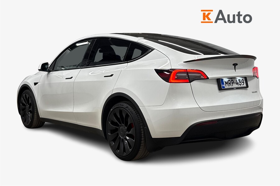 Tesla Model Y vaihtoauto